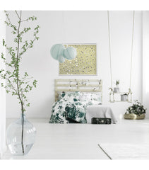 100's Of Birds - Natural