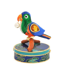 The Magic Macaw